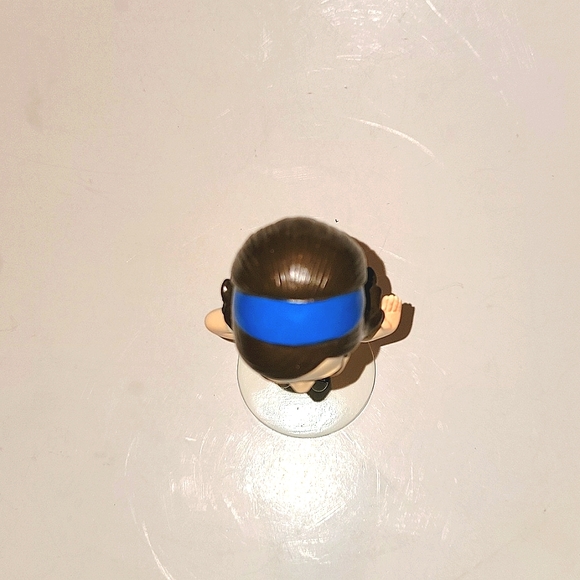 FLO BOBBLEHEAD FIGURINE PROGRESSIVE INSURANCE - Picture 9 of 10